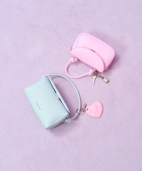CHARLES ＆ KEITH（チャールズ&キース） ハンドバッグ Sammie サミー