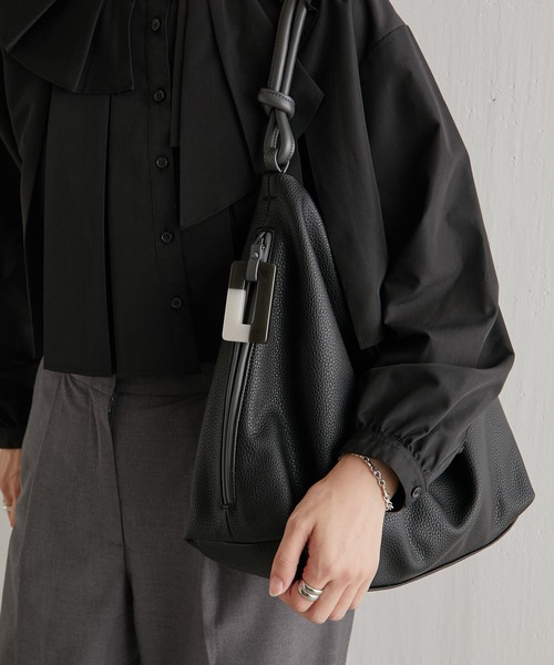 ear PAPILLONNER（イア パピヨネ） トートバッグ 「A4対応」樹脂パーツ