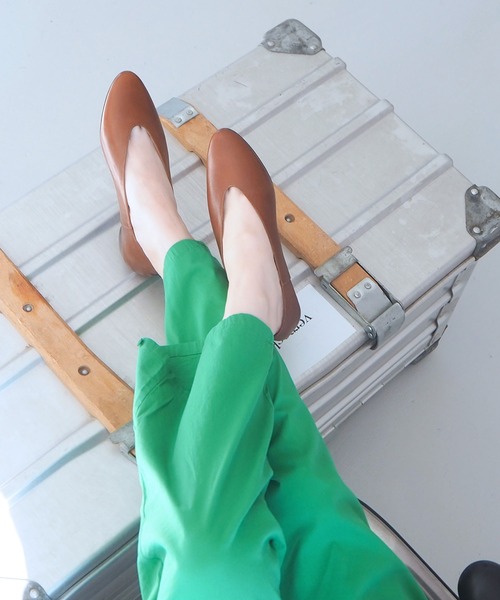 enchanted（エンチャンテッド） パンプス 本革ソフトレザーVカット