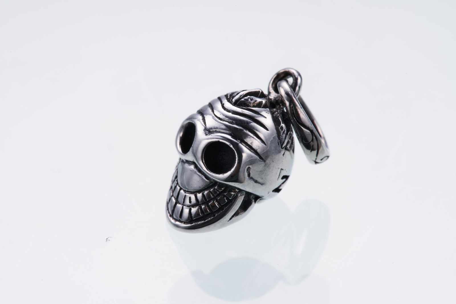 Tibetan Smile Skull Charm｜チベタン・スマイル・スカル・チャーム