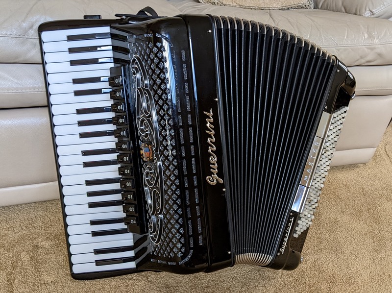 Guerrini Superior 2 Accordion
