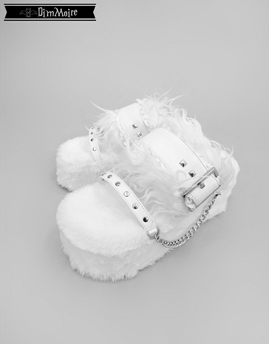 DimMoire【ディムモアール】ファー×スタッズサンダル/White