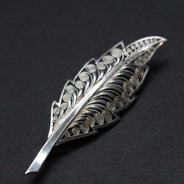 1930s 刻印800 シルバー800の繊細なリーフブローチ｜ACTON英国
