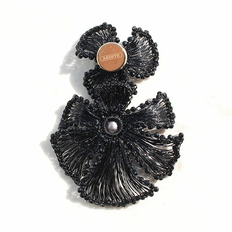 ダブルフラワーモチーフブローチ詳細情報｜アクセサリー・腕時計