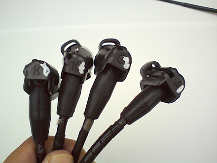 プラグコードの取付とプラグコードカバーの加工 – AE86に5バルブ4A-Gを