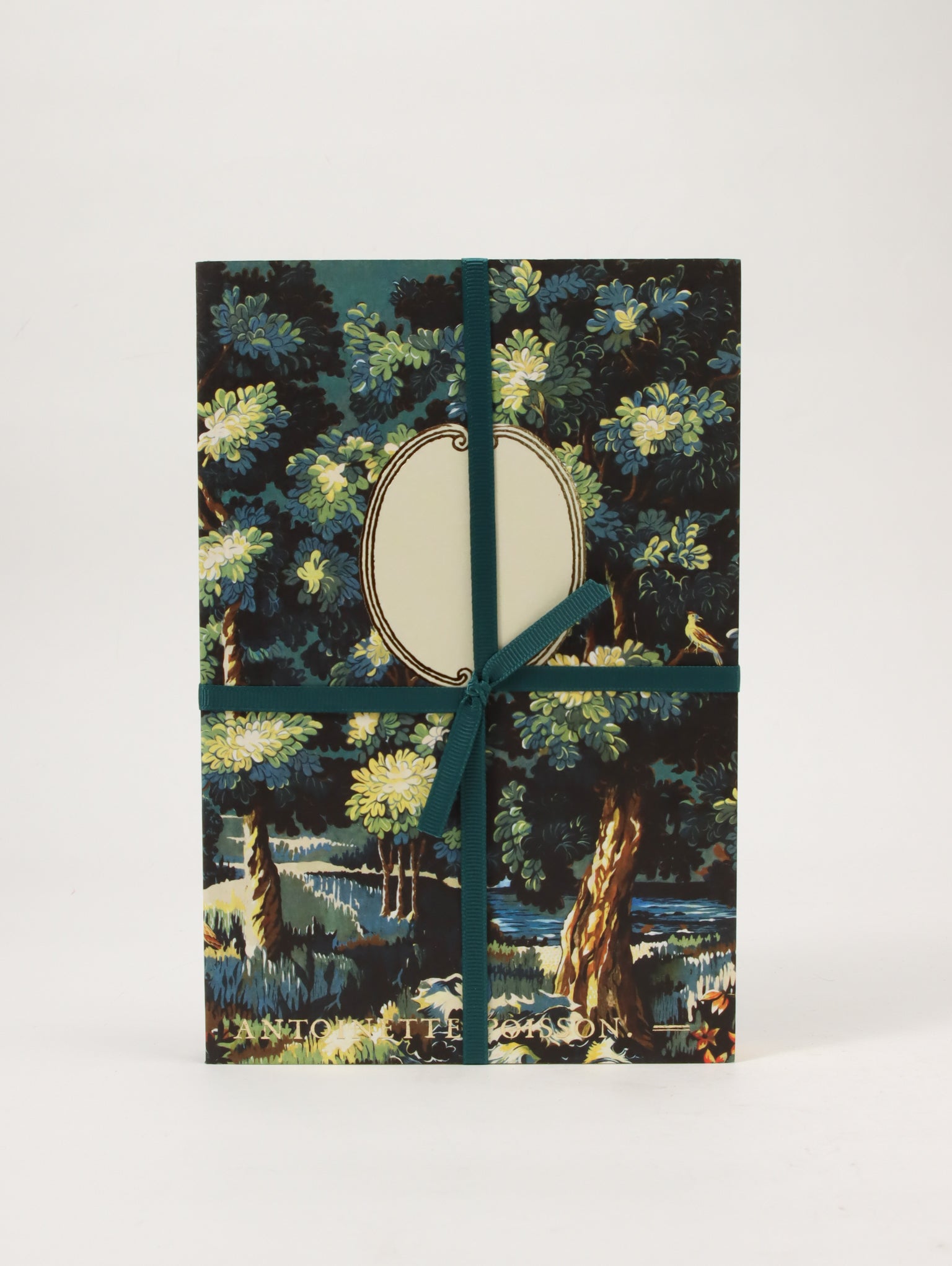 Antoinette Poisson | アントワネット・ポワソン – ATELIER ONLINE