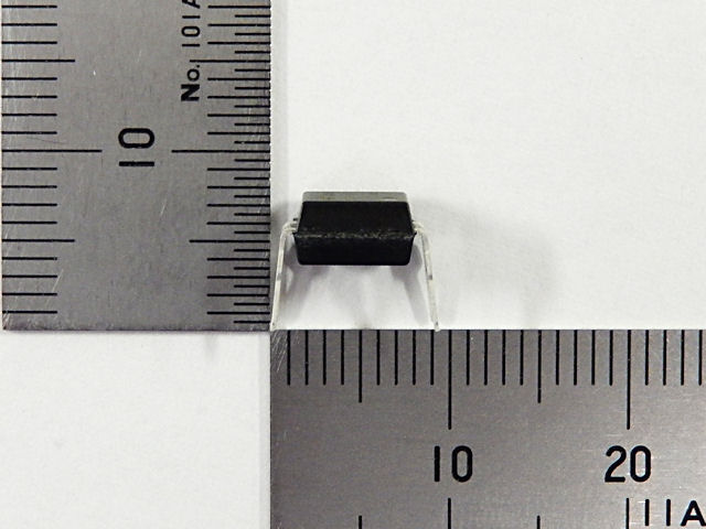 フォトカプラー TLP785(GBランク): オプトエレクトロニクス 秋月電子