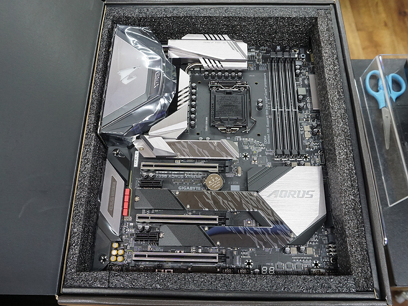 GIGABYTEの高級マザー「Z390 AORUS XTREME」が発売、実売7万円以上