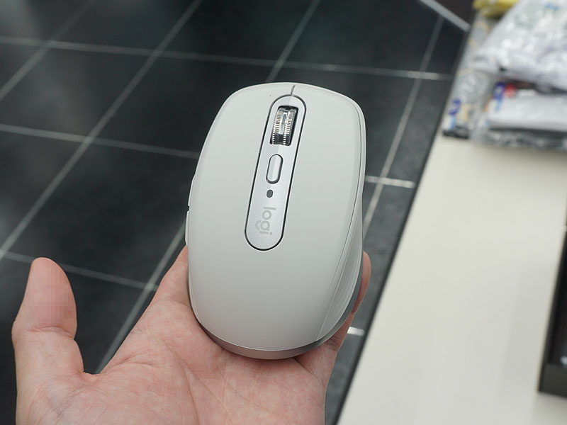 ロジクールのコンパクトマウス「MX Anywhere 3」がデビュー、1分充電で