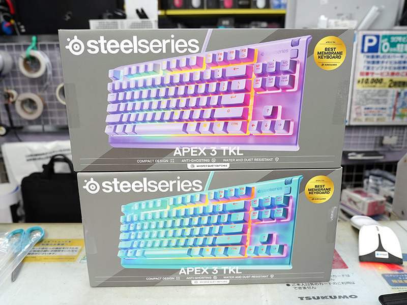 SteelSeriesのゲーミングキーボード「Apex 3 TKL」とマウスパッド「QcK