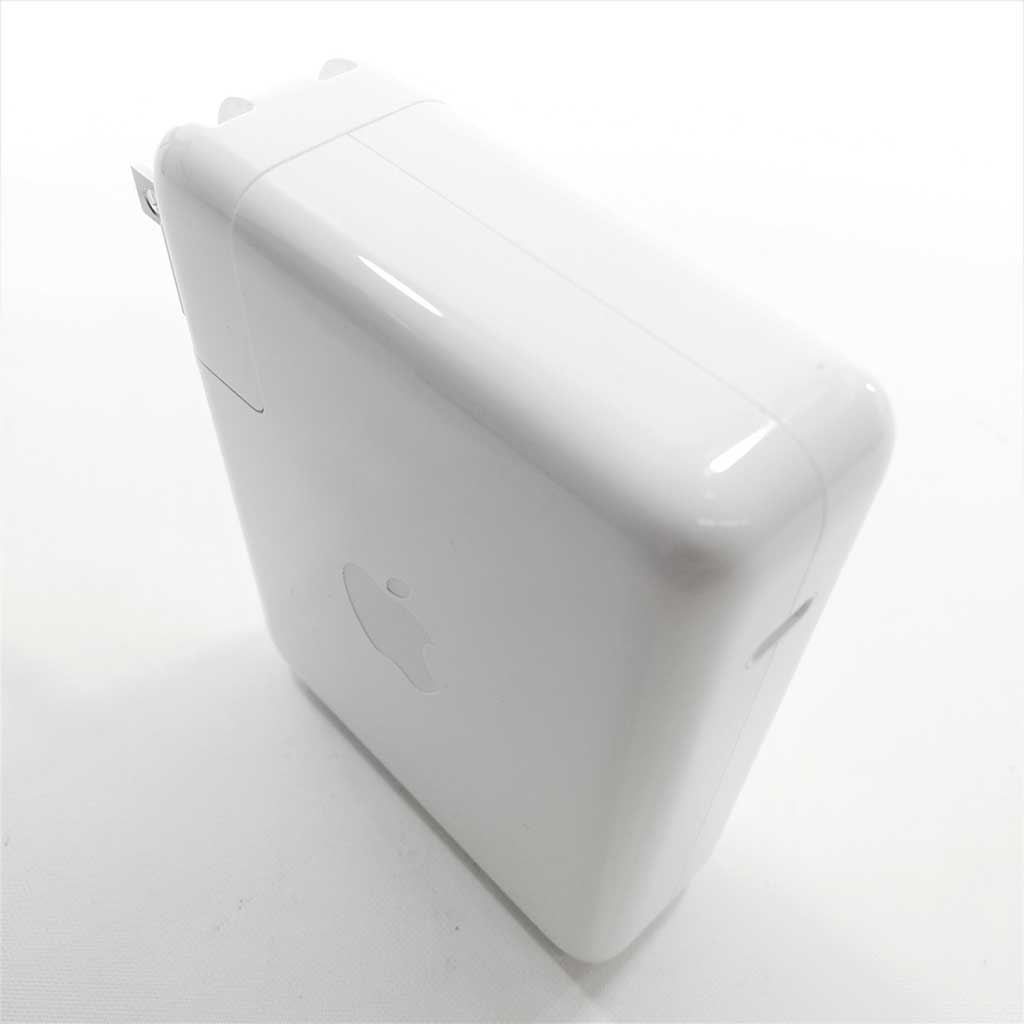 中古品】Apple 140W USB-C電源アダプタ [A_MLYU3AM/A] – 秋葉館
