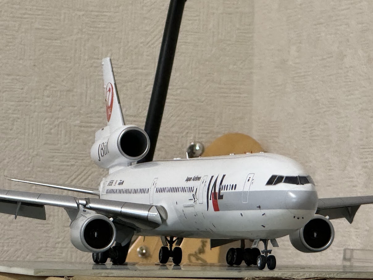 1/144 MD-11 JAL EASTERN EXPRESS – Airlinercafe
