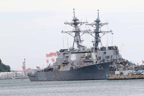 アメリカ海軍艦艇 巡洋艦 CG63 カウペンス 横須賀 ヴェルニー公園 2019