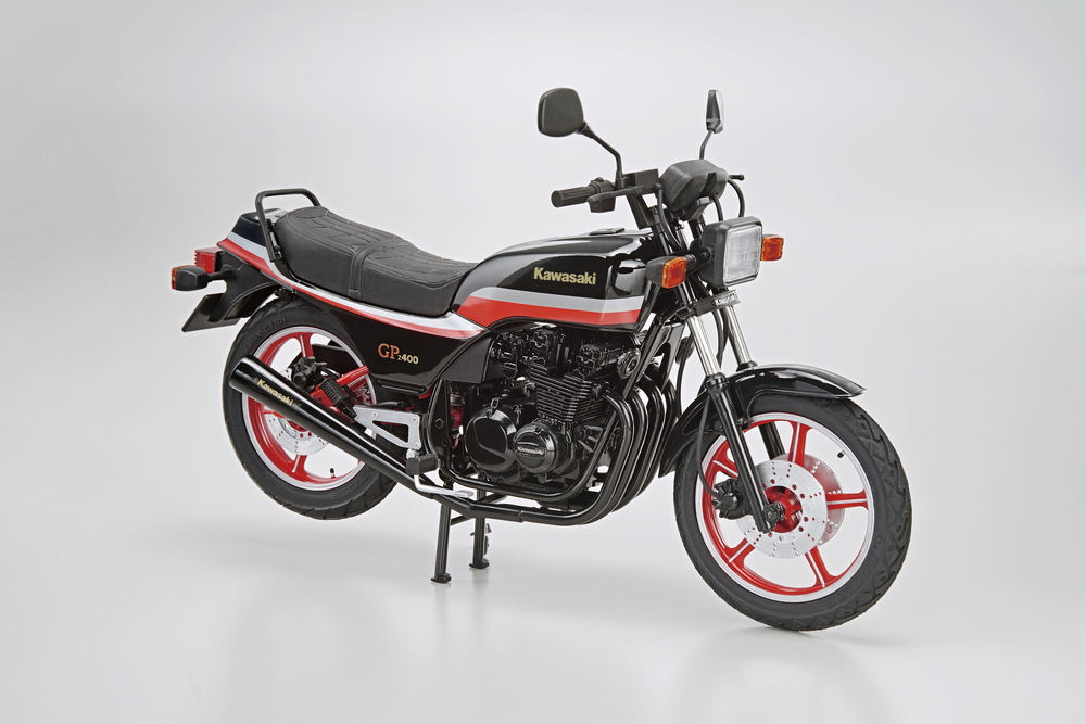 1/12 カワサキ KZ400M Z400GP '82 カスタムパーツ付き - AOSHIMA SCALE