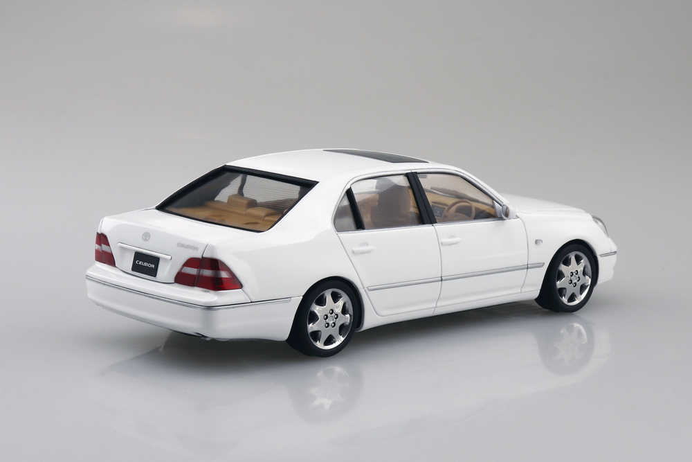 1/24 トヨタ UCF30 セルシオ '00 - AOSHIMA SCALE MODEL LINEUP