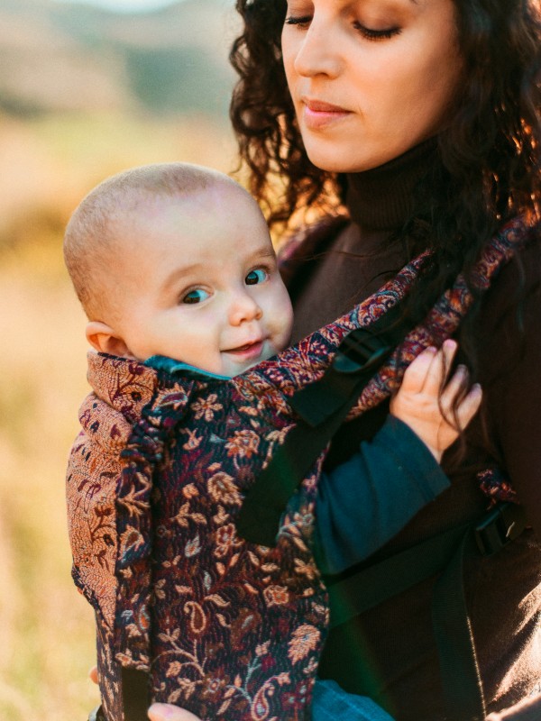 Almitra Tattva – Babywearing Wraps, Carriers & Essentials