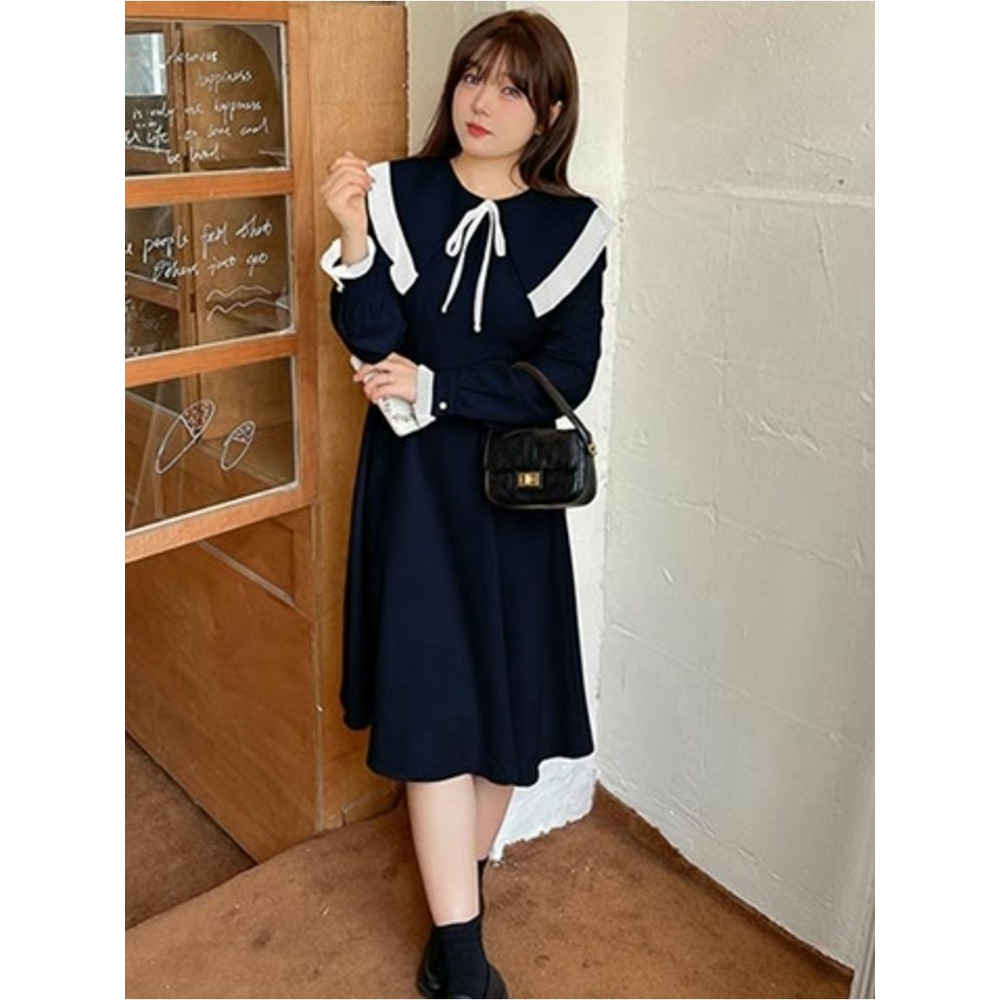 プリーツレース付きの大きな襟がガーリー！ 膝丈フレアワンピース