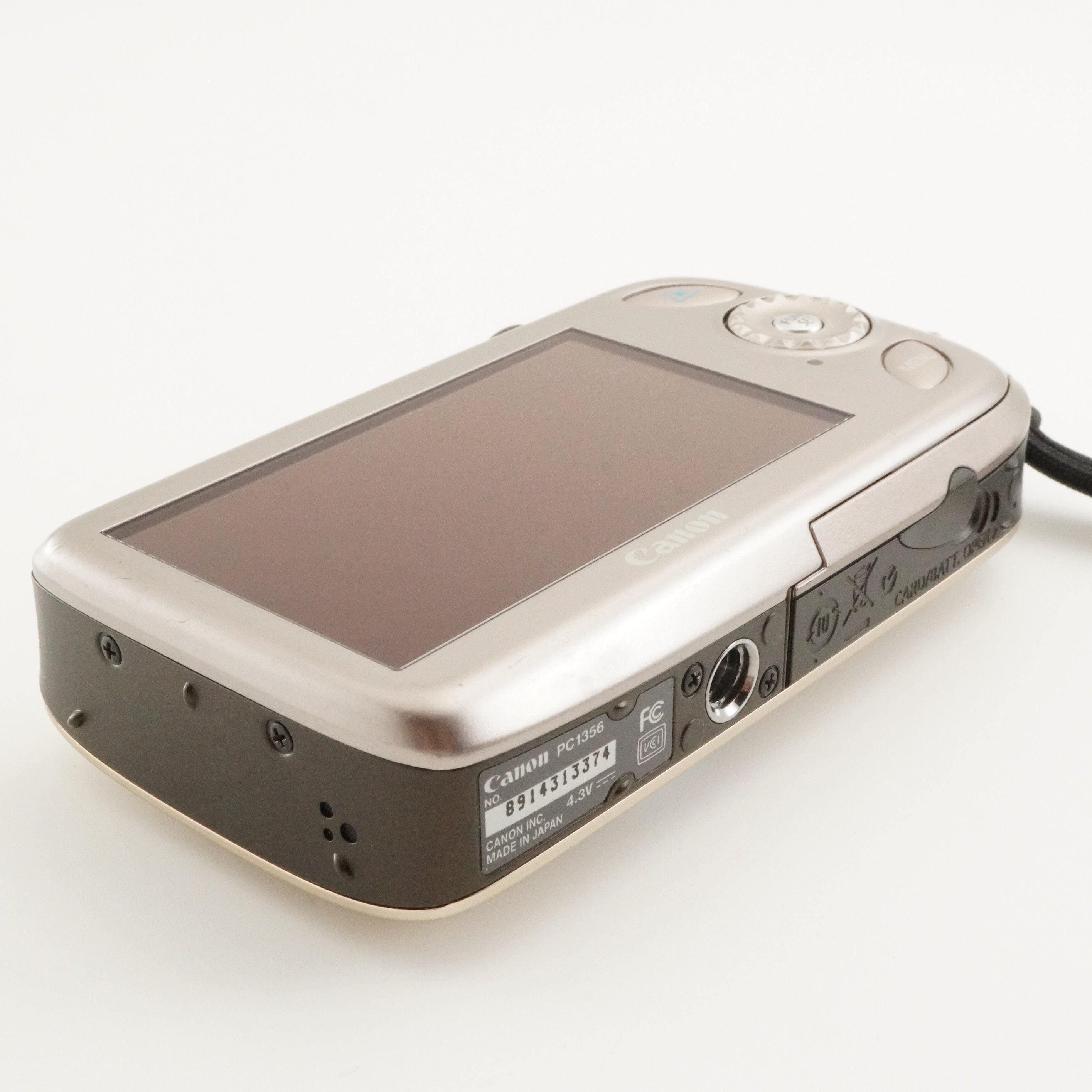 Canon IXY DIGITAL 510 IS Gold With 4GB SDHC Card Digital Camera