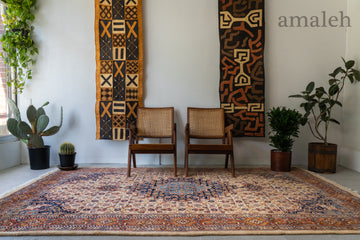 EXTRA LARGE SIZEのヴィンテージラグ・トライバルラグ・手織りの絨毯