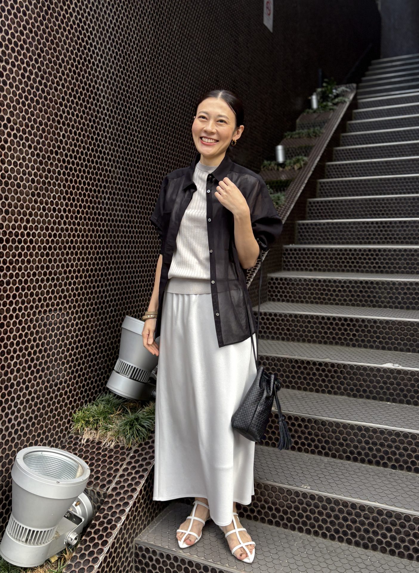 ソージュ】長い夏、シアーシャツが活躍してくれる by PR 井波梢さん