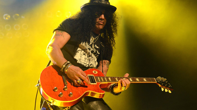 ガンズ・アンド・ローゼズに復帰したスラッシュ、新ガンズ・ギター