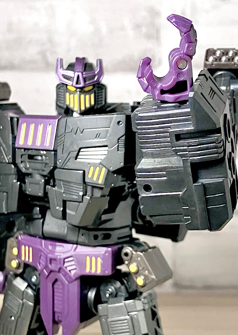 トランスフォーマーエイジ・オブ・ザ・プライム AOTP-06 メガトロナス