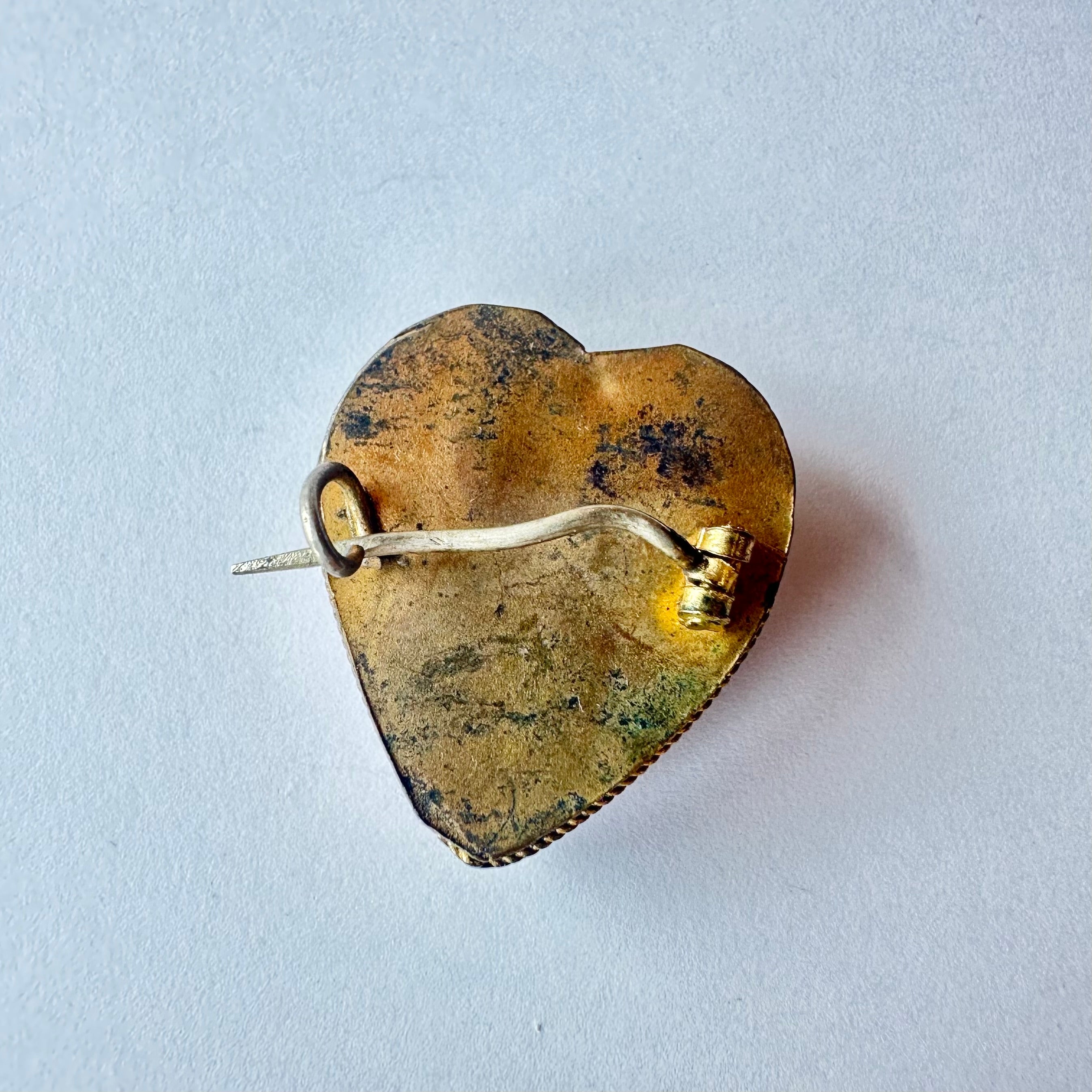 マイクロモザイク ハート アンティークブローチ – Amelie Antique