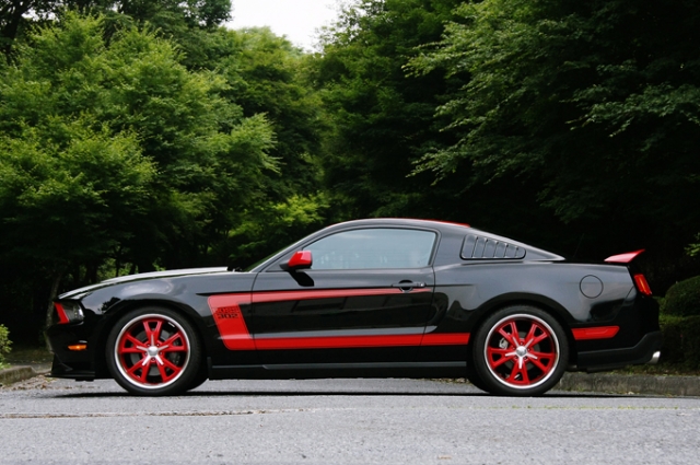 フォード・マスタング BOSS 302 LOOK | アメ車と逆輸入車の総合情報