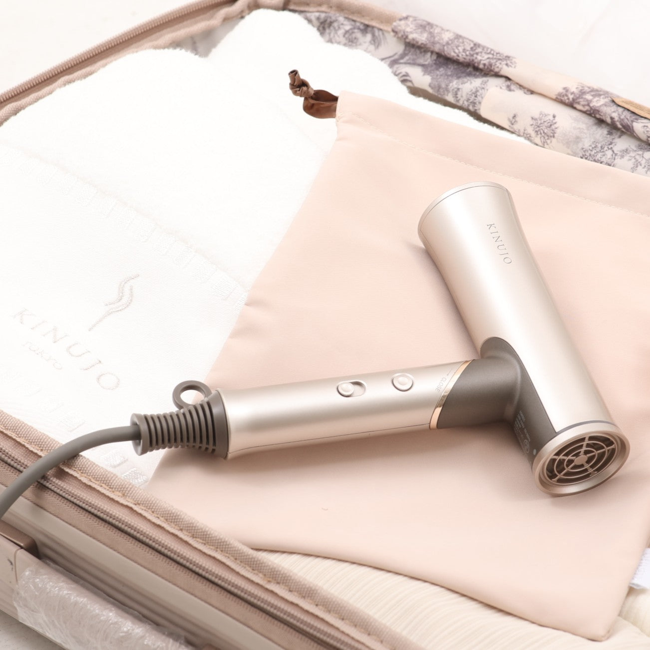 KINUJO Hair Dryer Voyage