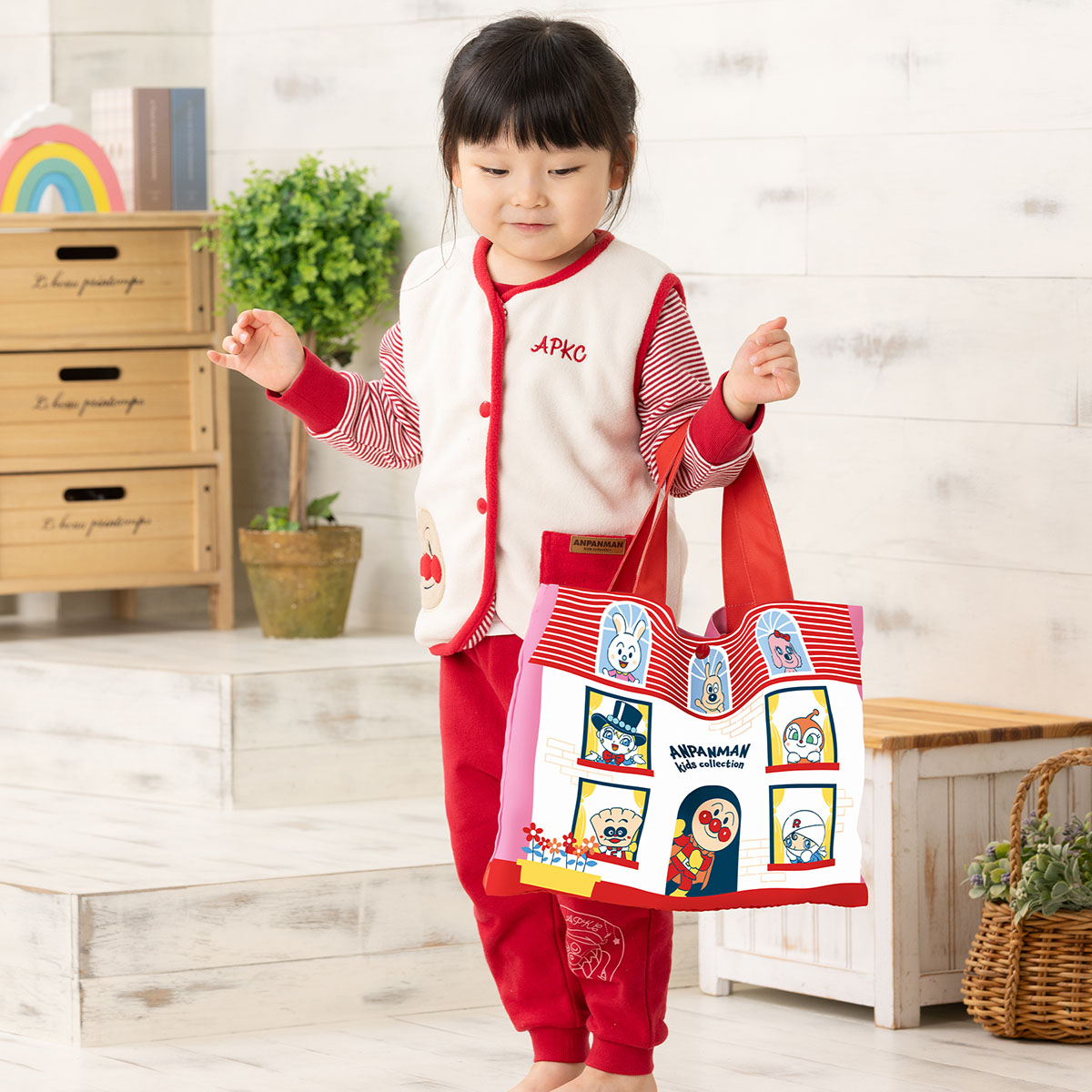 おやすみセット2024 レッド｜アイテム｜アンパンマンキッズ