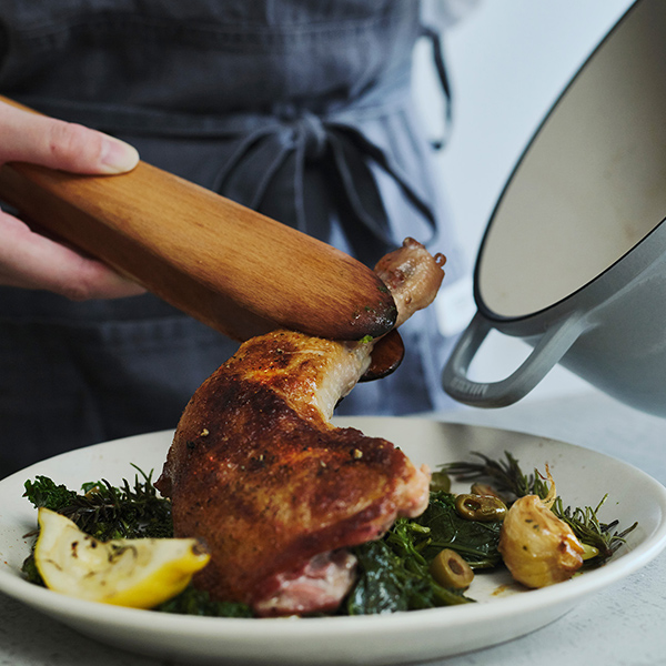 バーミキュラ / オーブンポット2 18cm マットクラウドピンクを贈るなら