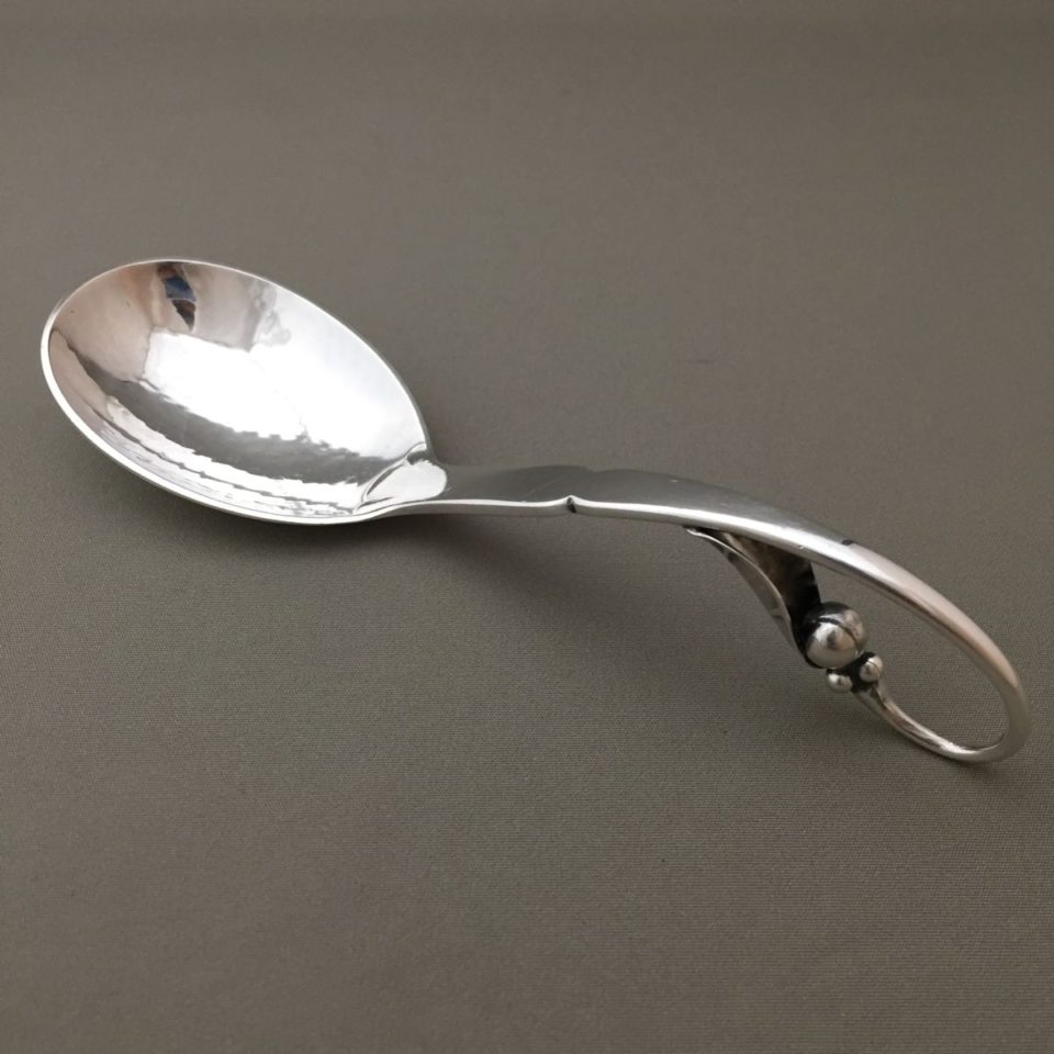 ジョージ・ジェンセン「コンポートスプーン（大）”pattern no.141” 長