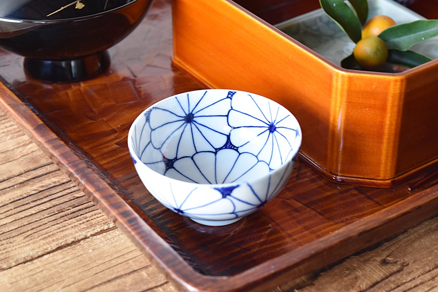 京焼 染付 菊模様 湯呑 小鉢 - 生活骨董と古布のアンティークショップ