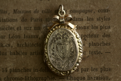 アンティークゴールドロケットペンダント イギリス ヴィクトリアン