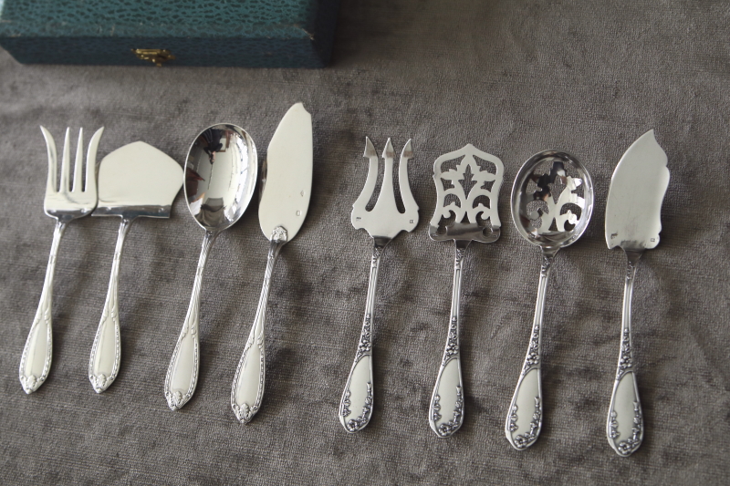 蔓花のオードブルサーバーセット フランス アンティークストリュフ