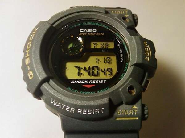 カシオ G-Shock DW-6300B-8(グレーメタリック・フロッグマン) | アン