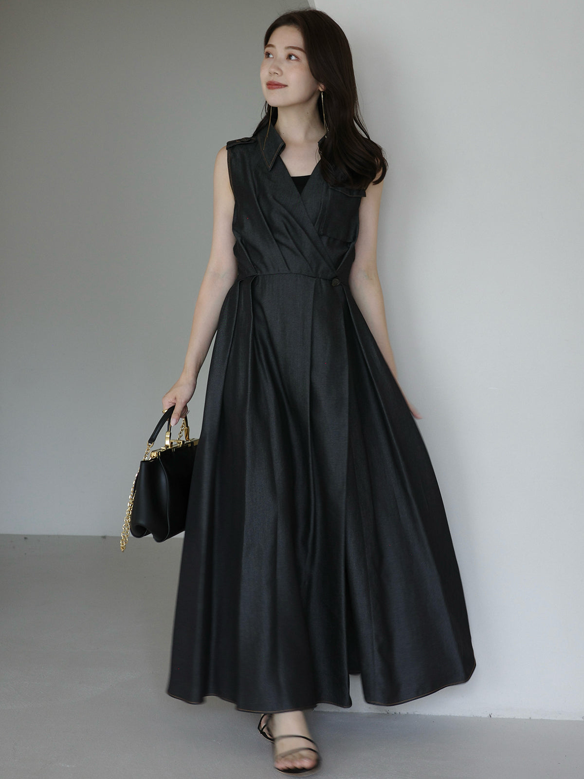 ノースリーブトレンチディテールワンピース