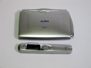 ASCII.jp：【一足先に目撃!!】 第4回 ―これは電話か? PDAか? 話題騒然