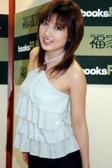 ASCII.jp：【アイドル情報局・ニュース】熊田曜子、お宝写真満載の