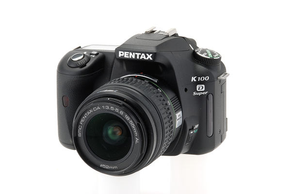 ASCII.jp：『K100D Super』に見る、一眼レフの進化樹 (1/2)