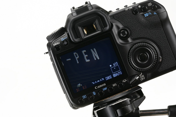 ASCII.jp：【レビュー】確実な進化を遂げたハイアマチュア向け一眼レフ