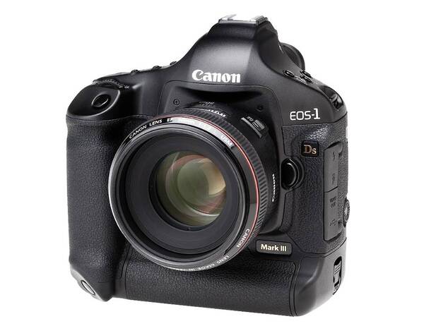ASCII.jp：キヤノン「EOS-1Ds Mark III」