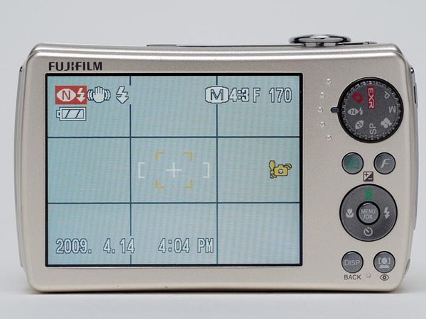 ASCII.jp：FinePix F200EXRの多彩な撮影モードを試したい！ (1/4)