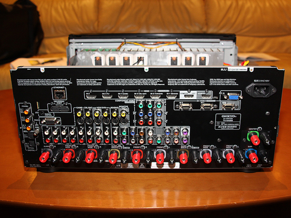 ASCII.jp：オンキヨーからネット対応の中級AVアンプ登場