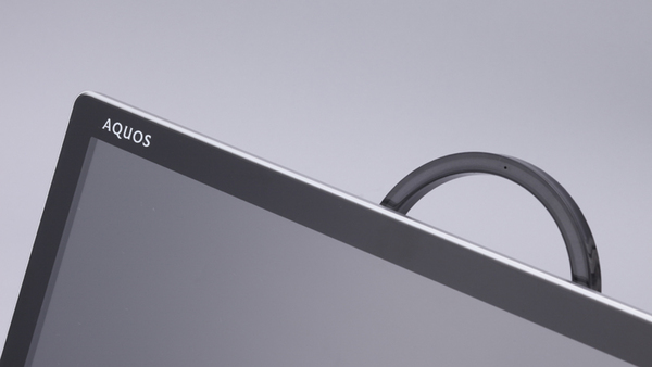 ASCII.jp：2台目テレビの本命!? 「フリースタイルAQUOS」 (1/4)