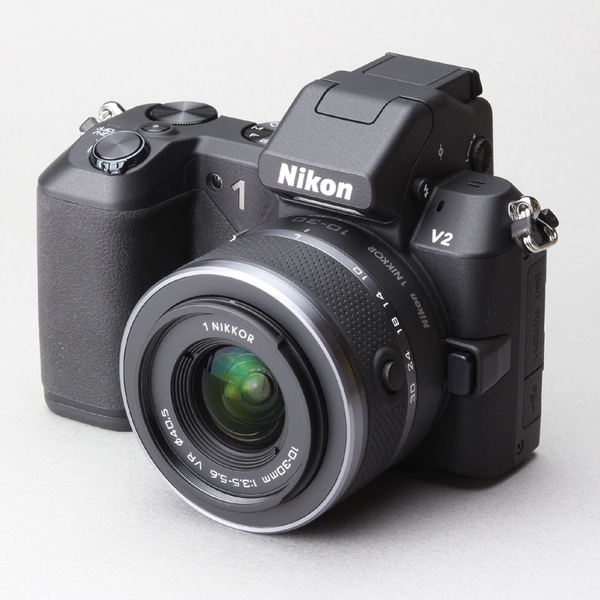 ASCII.jp：小さいけど画質に妥協ナシ！ 最上位な「Nikon 1 V2