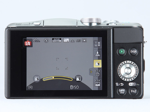 ASCII.jp：エントリーだけど超多機能！ ミラーレス一眼「LUMIX GF6」 (1/3)