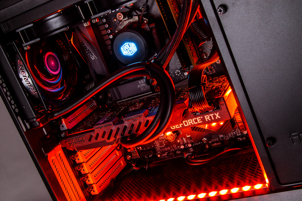 ASCII.jp：16コアのRyzen 9 3950Xを搭載！ 定番水冷「G-Master Hydro