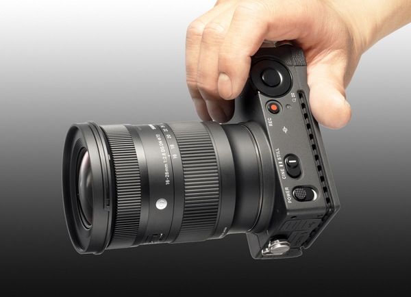 ASCII.jp：シグマが小型軽量の超広角ズームレンズ「16-28mm F2.8 DG DN