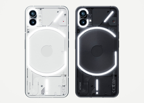 ASCII.jp：今話題の「Nothing Phone (1)」、渋谷にあるNY発の人気